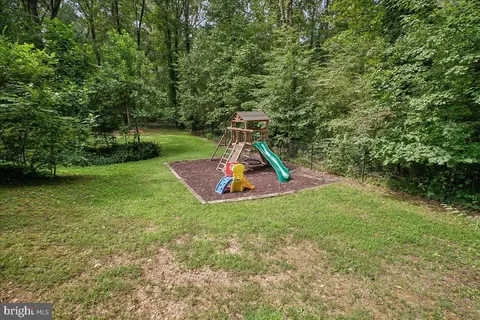 Exterior - 7223 Oriole, Springfield, VA 22150 photo 13 of 15