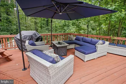 Exterior - 7223 Oriole, Springfield, VA 22150 photo 11 of 15