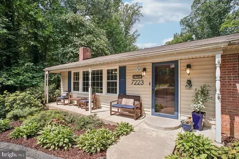 Exterior - 7223 Oriole, Springfield, VA 22150 photo 2 of 15