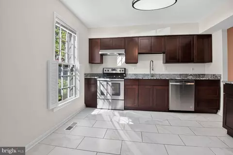 Kitchen - 2155 Pond View Ct, Reston, VA 20191 photo 1 of 2