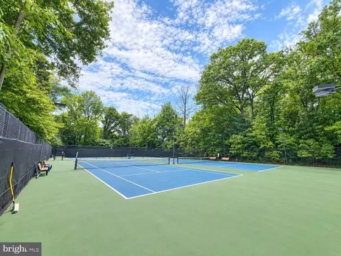 View/Area - 2155 Pond View Ct, Reston, VA 20191 photo 1 of 1