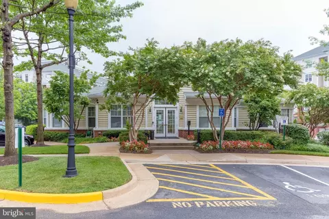 Exterior - 1625 International Dr #421, Mclean, VA 22102 photo 5 of 6