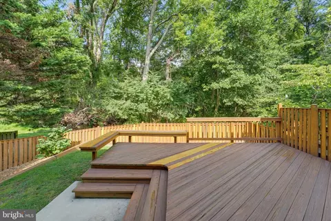 Exterior - 5808 Canvasback Rd, Burke, VA 22015 photo 6 of 10