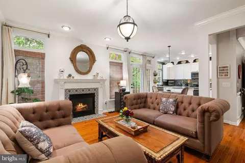 Living - 9080 Arch Hall Rd, Lorton, VA 22079 photo 2 of 2