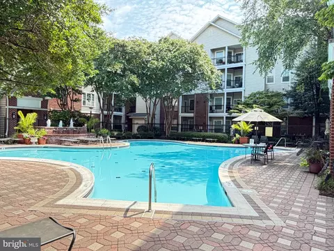 Exterior - 1581 Spring Gate Dr #5203, Mclean, VA 22102 photo 4 of 5