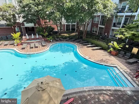 Exterior - 1581 Spring Gate Dr #5203, Mclean, VA 22102 photo 3 of 5