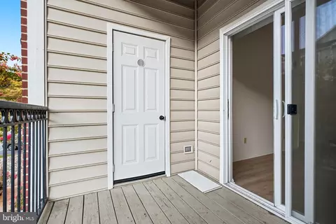 Exterior - 1581 Spring Gate Dr #5203, Mclean, VA 22102 photo 2 of 5