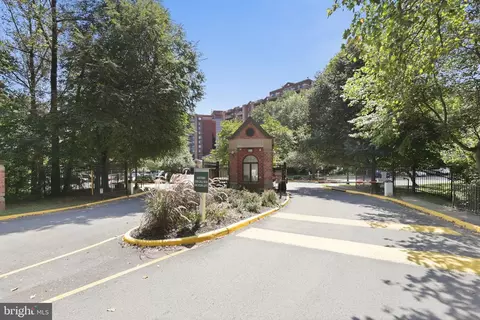 2230 George C Marshall Dr #420, Falls Church, VA 22043
