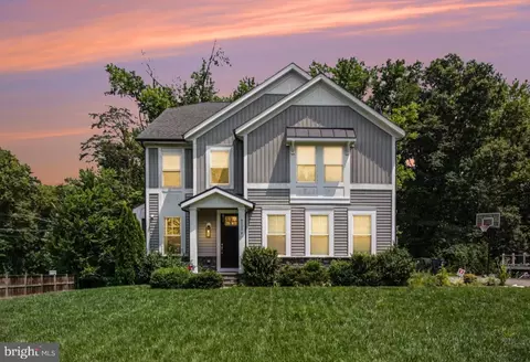 9203 Forest Haven Dr # -A, Alexandria, VA 22309