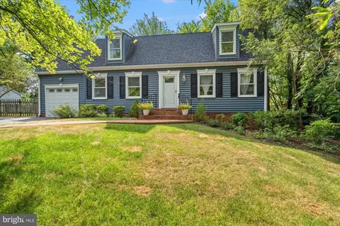 8622 Vernon Ave, Alexandria, VA 22309