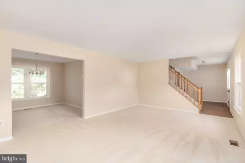 Living - 9511 Shipwright Dr, Burke, VA 22015 photo 3 of 6