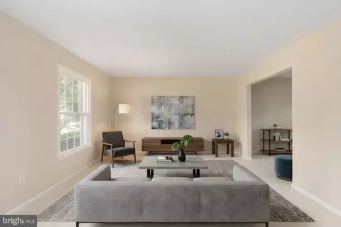 Living - 9511 Shipwright Dr, Burke, VA 22015 photo 1 of 6