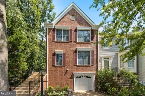 6106 Franconia Commons Ct, Alexandria, VA 22310