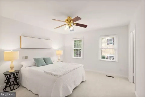 Bedroom - 9507 Burdett Rd, Burke, VA 22015 photo 1 of 8