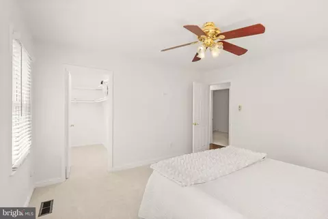 Bedroom - 9507 Burdett Rd, Burke, VA 22015 photo 4 of 8