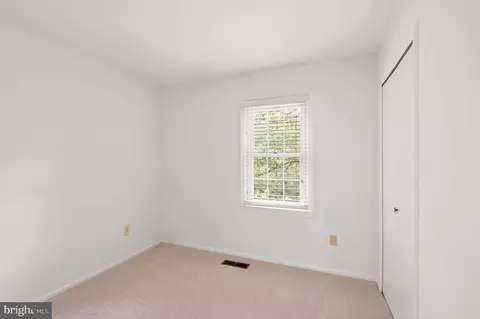 Bedroom - 9507 Burdett Rd, Burke, VA 22015 photo 5 of 8