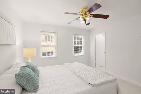 Bedroom - 9507 Burdett Rd, Burke, VA 22015 photo 2 of 8