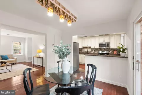 Dining - 9507 Burdett Rd, Burke, VA 22015 photo 3 of 4