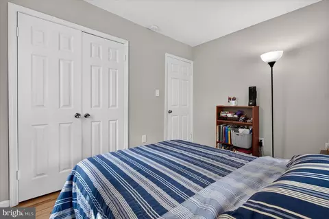 Bedroom - 7026 Leebrad St, Springfield, VA 22151 photo 4 of 6
