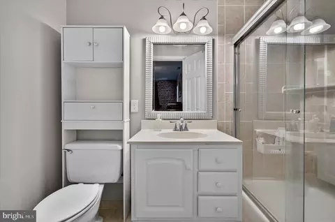Bath - 7026 Leebrad St, Springfield, VA 22151 photo 2 of 4