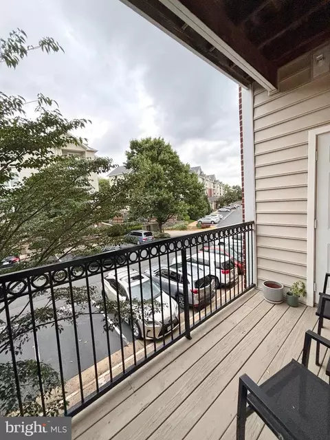 Exterior - 1581 Spring Gate Dr #5207, Mclean, VA 22102 photo 1 of 5