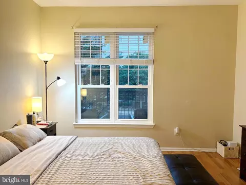 Bedroom - 1581 Spring Gate Dr #5207, Mclean, VA 22102 photo 2 of 2