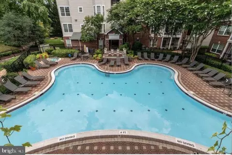 Exterior - 1581 Spring Gate Dr #5207, Mclean, VA 22102 photo 2 of 5