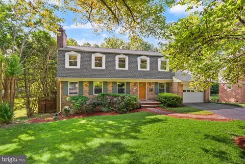 3728 Prince William Dr, Fairfax, VA 22031