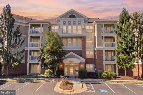 12913 Alton Sq #414, Herndon, VA 20170