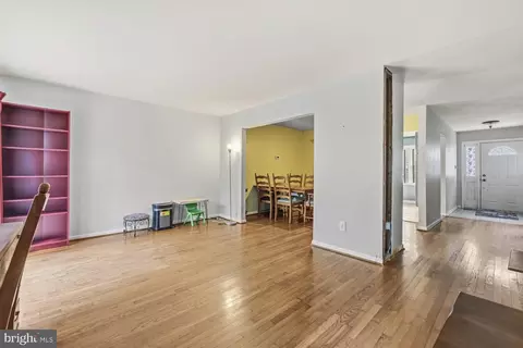 Other - 9019 Golden Leaf Ct, Springfield, VA 22153 photo 3 of 13