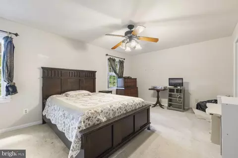 Bedroom - 9019 Golden Leaf Ct, Springfield, VA 22153 photo 1 of 6