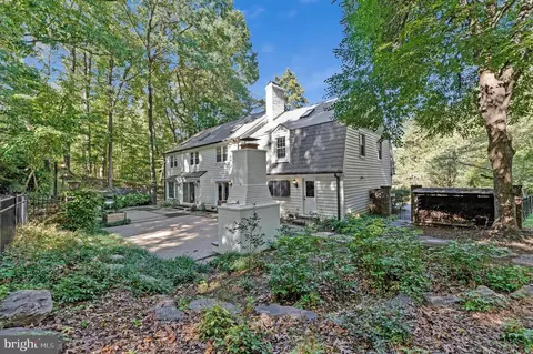 Exterior - 7845 Old Dominion Dr, Mclean, VA 22102 photo 3 of 16