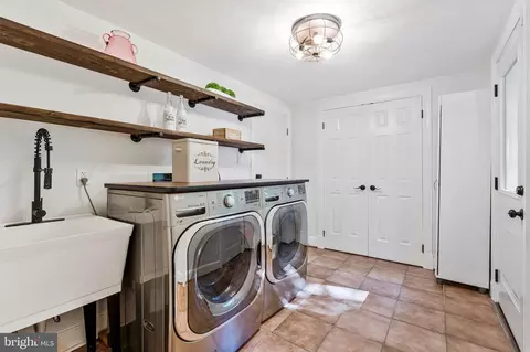 Other - 7845 Old Dominion Dr, Mclean, VA 22102 photo 5 of 21