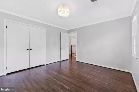 Bedroom - 7845 Old Dominion Dr, Mclean, VA 22102 photo 3 of 7