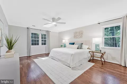 Bedroom - 7845 Old Dominion Dr, Mclean, VA 22102 photo 1 of 7