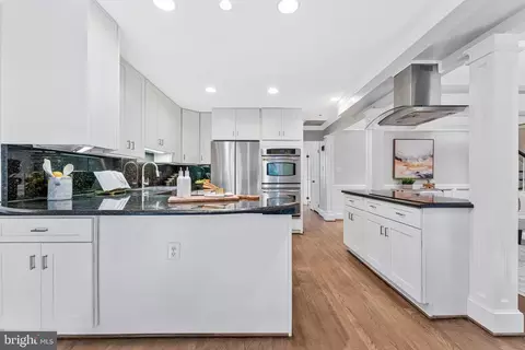Kitchen - 7845 Old Dominion Dr, Mclean, VA 22102 photo 2 of 5