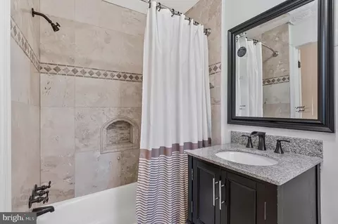 Bath - 7845 Old Dominion Dr, Mclean, VA 22102 photo 7 of 9