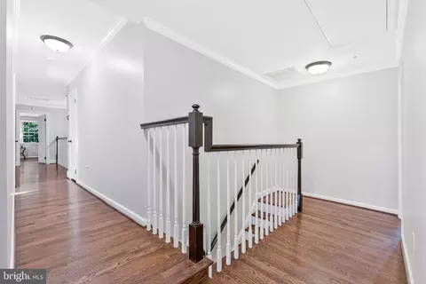Entry Way - 7845 Old Dominion Dr, Mclean, VA 22102 photo 9 of 10