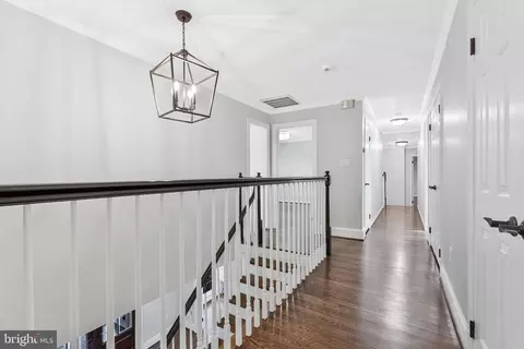Entry Way - 7845 Old Dominion Dr, Mclean, VA 22102 photo 6 of 10