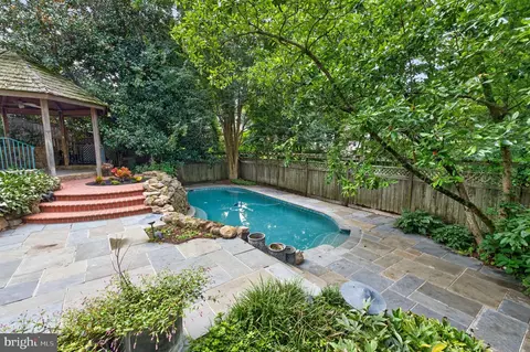 Exterior - 7922 Journey Ln, Springfield, VA 22153 photo 7 of 11