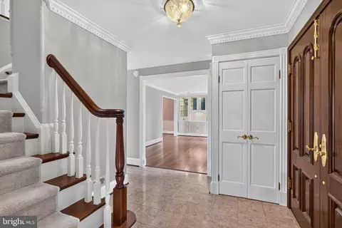 Entry Way - 7922 Journey Ln, Springfield, VA 22153 photo 2 of 3