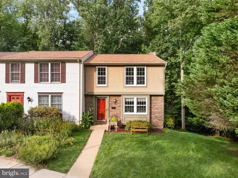 2323 Middle Creek Ln, Reston, VA 20191