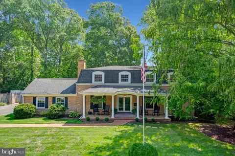 9305 Reef Ct, Alexandria, VA 22309