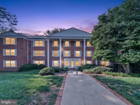Other - 7680 Tremayne Pl #311, Mclean, VA 22102 photo 4 of 14