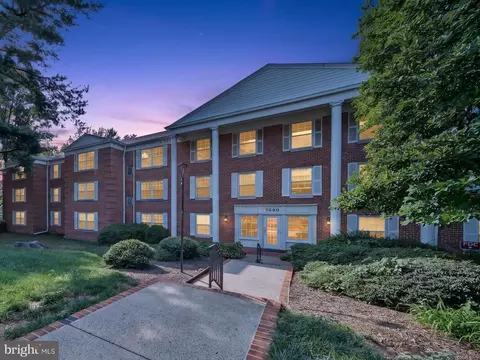 Other - 7680 Tremayne Pl #311, Mclean, VA 22102 photo 5 of 14