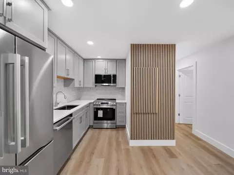 Kitchen - 7680 Tremayne Pl #311, Mclean, VA 22102 photo 3 of 5