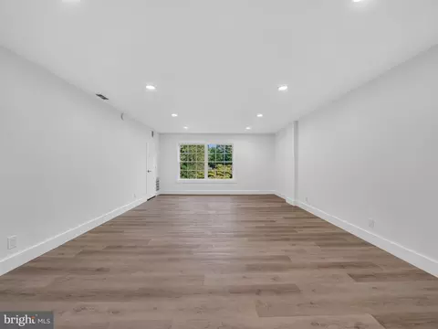 Other - 7680 Tremayne Pl #311, Mclean, VA 22102 photo 8 of 14