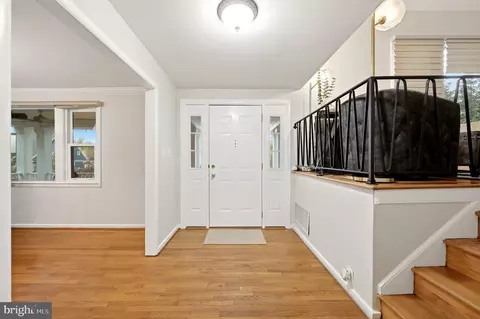 Entry Way - 1825 Dalmation Dr, Mclean, VA 22101 photo 1 of 8