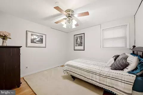 Bedroom - 1825 Dalmation Dr, Mclean, VA 22101 photo 2 of 3
