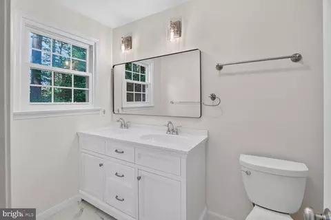 Bath - 5502 Aldrich, Springfield, VA 22151 photo 2 of 4
